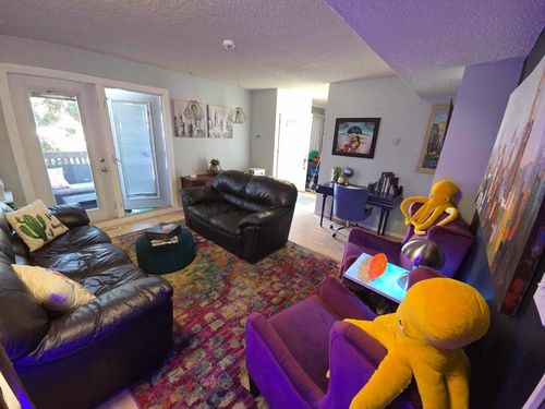 20-4531 7 Ave Se, Calgary, AB, T2A5E4 | Card Image