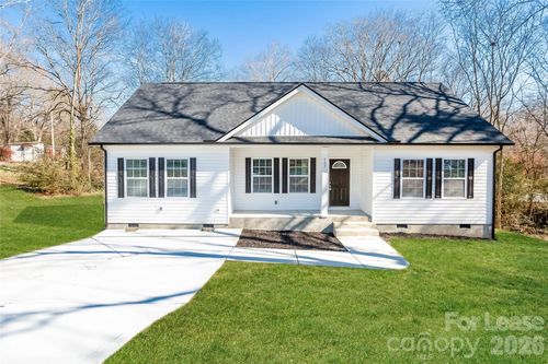 707 Williams Ave, Albemarle, NC, 28001-5547 | Card Image