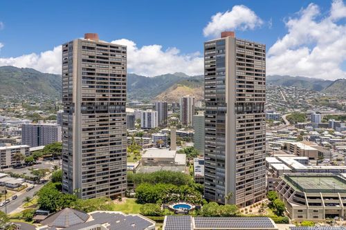 2202-581 Kamoku St, Honolulu, HI, 96826-5210 | Card Image