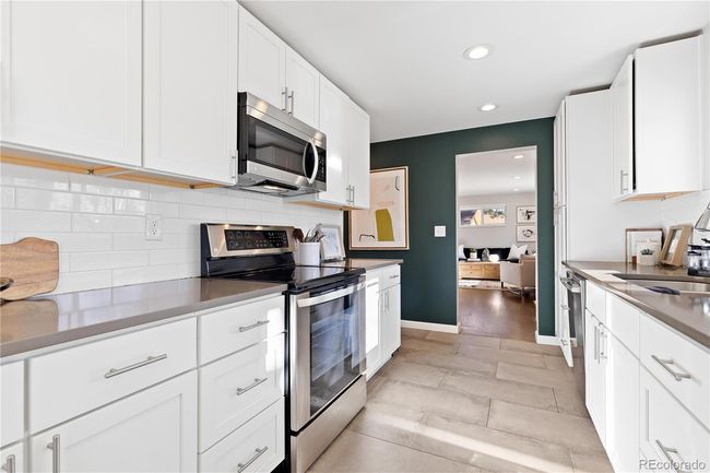 6537 S Lee Ct, House other with 5 bedrooms, 3 bathrooms and 2 parking in Centennial CO | Image 11