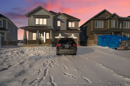 80 Golf Links Dr, Bath, ON, K0H1G0 | Card Image