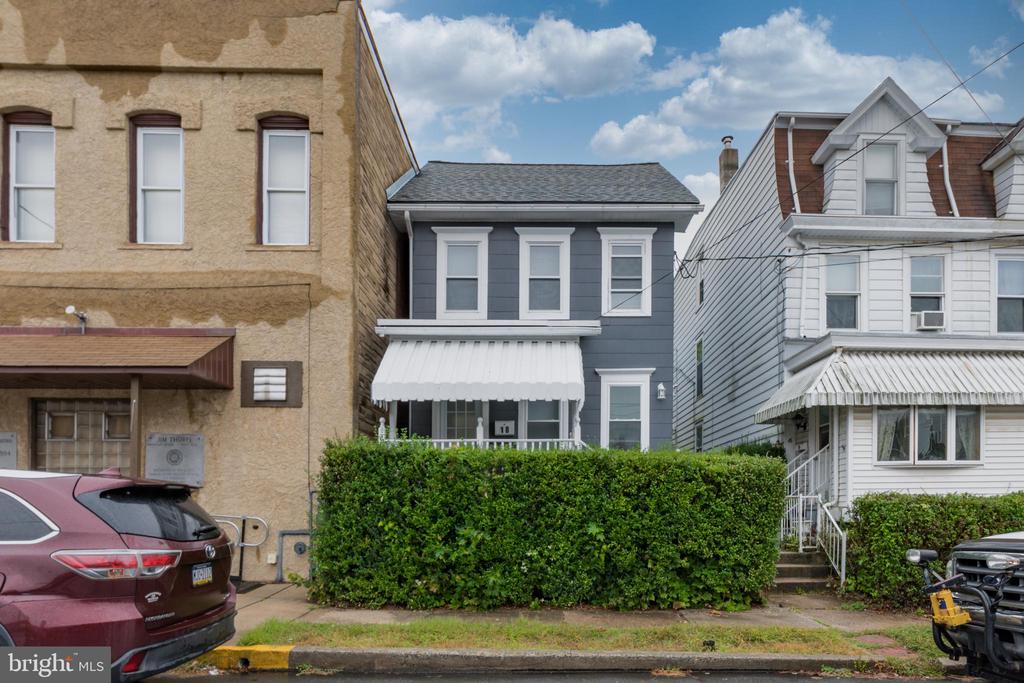 6th St, Jim Thorpe, PA 18229