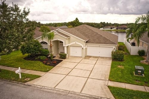 5316 Strike The Gold Ln, WESLEY CHAPEL, FL, 33544-5515 | Card Image
