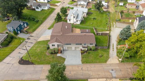 5512 Woodlawn Ave, Ralston, NE, 68127-3764 | Card Image