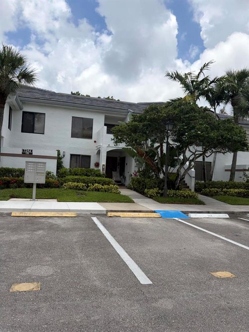 15005-7254 Clunie Pl, Delray Beach, FL, 33446-3264 | Card Image
