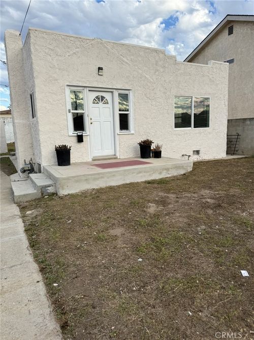 11864 Gale Ave, Hawthorne, CA, 90250-2814 | Card Image