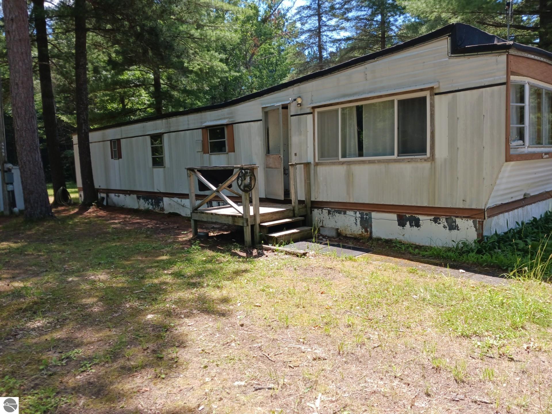 Esmond Rd, Hale, MI 48739