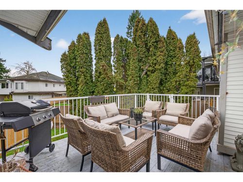 8927 146a St, Surrey, BC, V3R6Z9 | Card Image