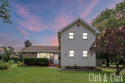 139 W Grand Ledge Hwy, Sunfield, MI, 48890-9049 | Card Image