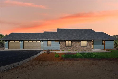 13055 Se Ethan Loop, Prineville, OR, 97754-7618 | Card Image