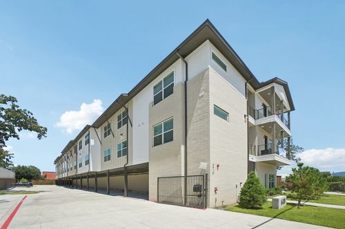 304-6418 Maple Ave, Dallas, TX, 75235-5506 | Card Image