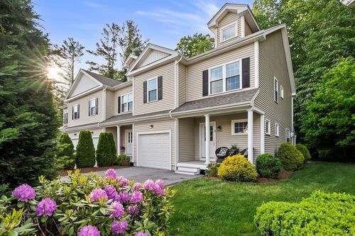 18-18 Leanne Way, Franklin, MA, 02038-1095 | Card Image