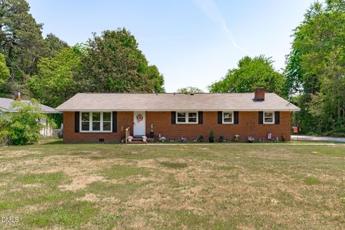 995 Shawtown Rd, Lillington, NC, 27546-9079 | Card Image