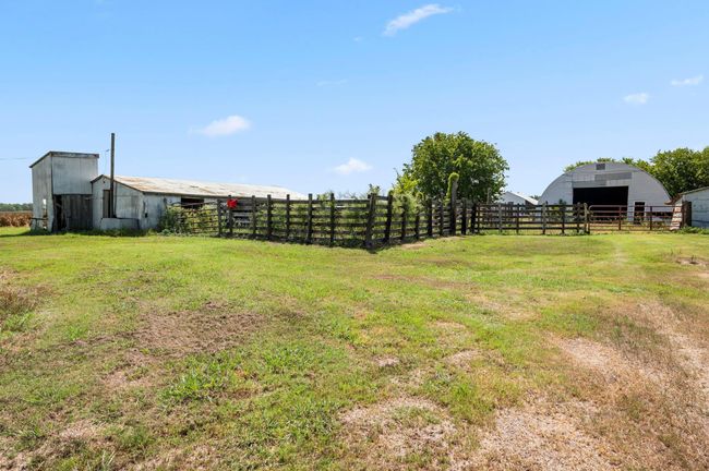 9919 Bohacek Rd, Home with 3 bedrooms, 2 bathrooms and 4 parking in Beasley TX | Image 14