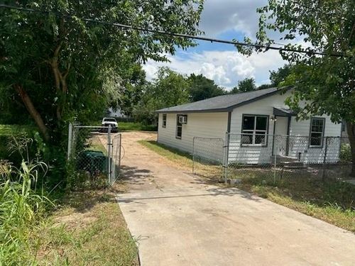 8717 Brandon St, Houston, TX, 77051-2303 | Card Image