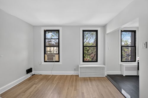 3-351 Smith St, Brooklyn, NY, 11231-4605 | Card Image