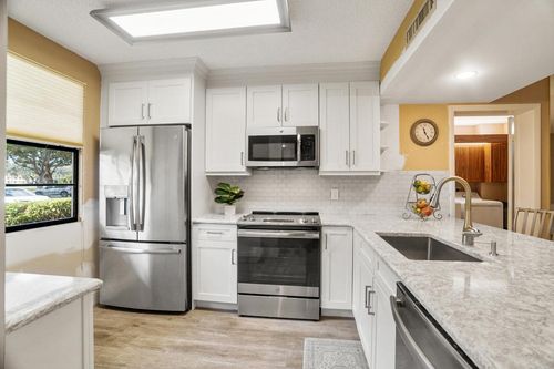 102-6061 Balboa Cir, Boca Raton, FL, 33433-8178 | Card Image