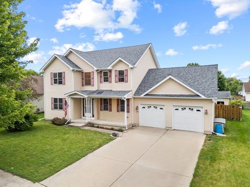 1210 Orchard Ln, Harvard, IL, 60033-3713 | Card Image