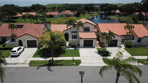 18 Capitol Ct, Deerfield Beach, FL, 33442-9120 | Card Image