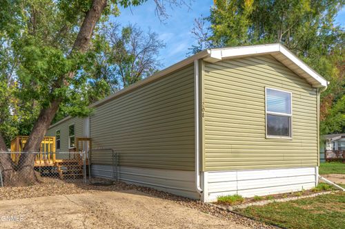208 E Coyote Street, Mandan, ND, 58554 | Card Image