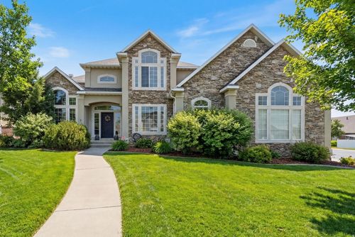 9752 N Dorchester Dr, Cedar Hills, UT, 84062-8620 | Card Image