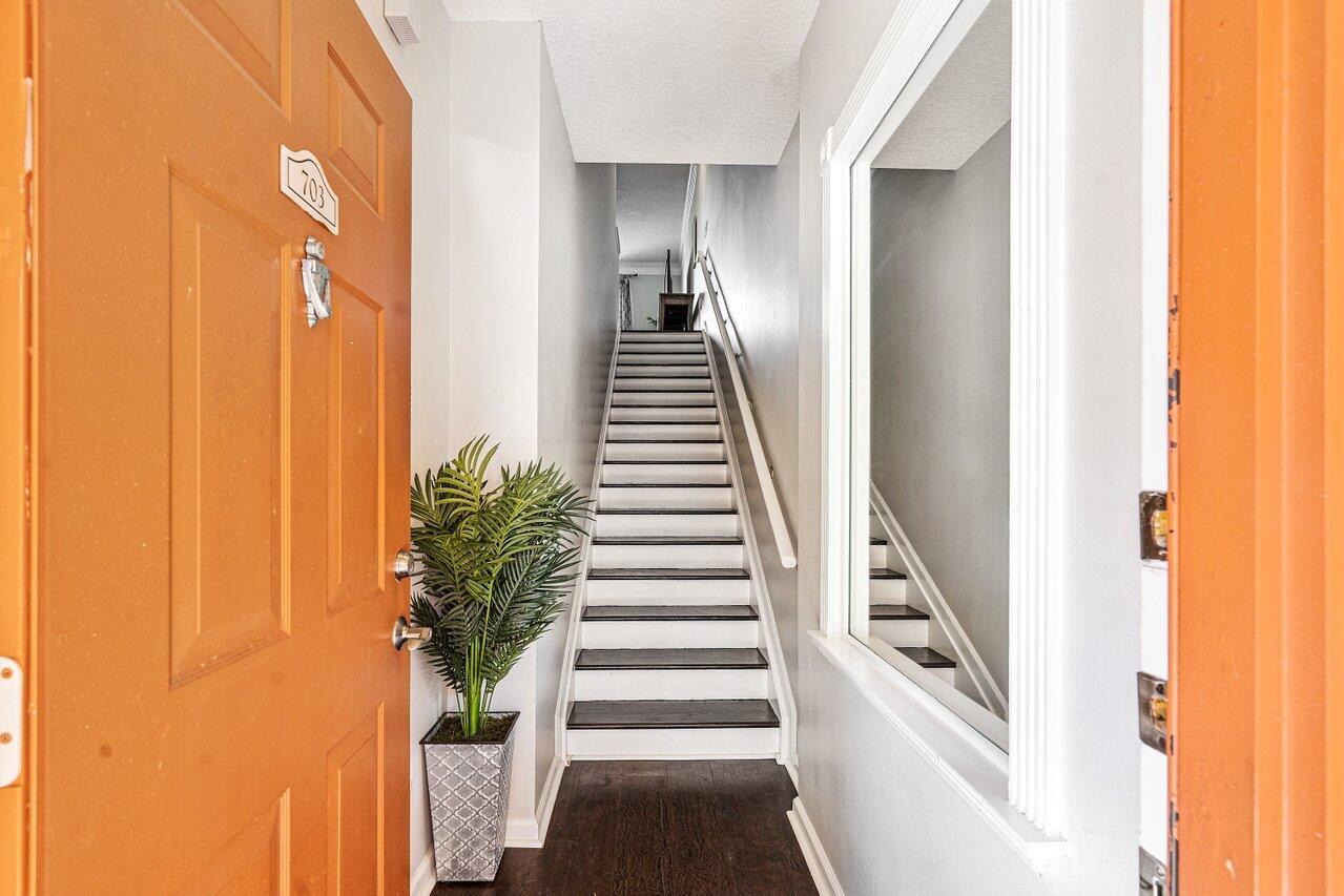 Residential Lease in Delray Beach 5