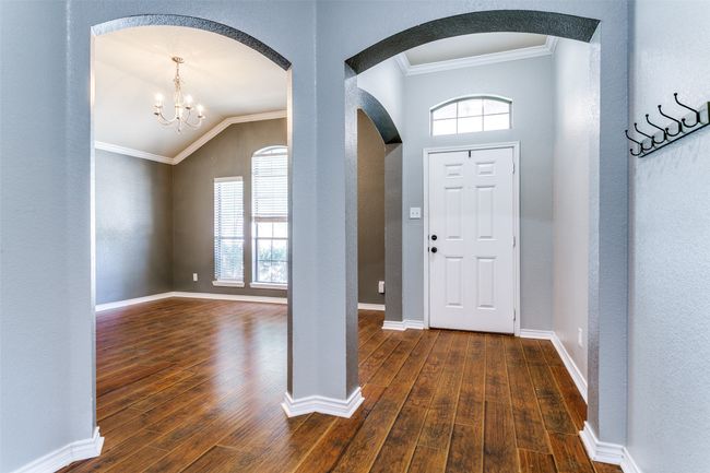 Check out these floors….how great is it to not have carpet! | Image 6
