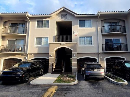 212-4197 N Haverhill Rd, West Palm Beach, FL, 33417-8324 | Card Image