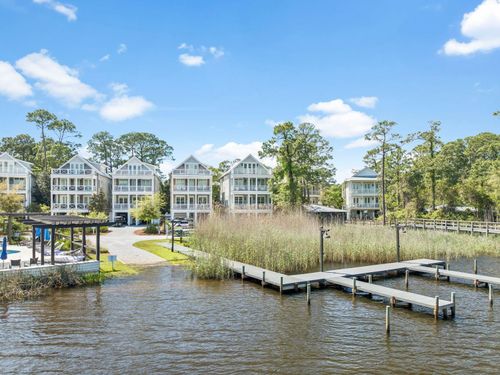 4 Garfield St, Santa Rosa Beach, FL, 32459-5867 | Card Image