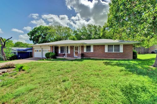 11907 Oak Trl, Austin, TX, 78753-2320 | Card Image