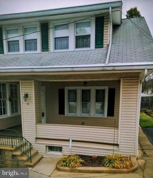 19 Pennwyn Ter, READING, PA, 19606-2045 | Card Image