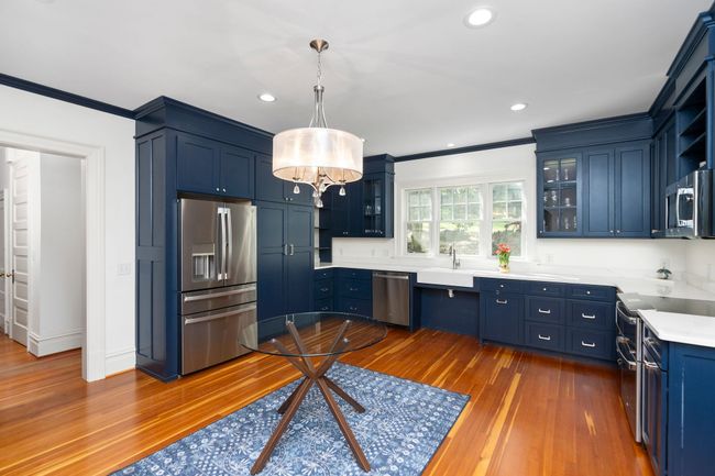 675 E Beverley St, House other with 4 bedrooms, 4 bathrooms and null parking in STAUNTON VA | Image 24