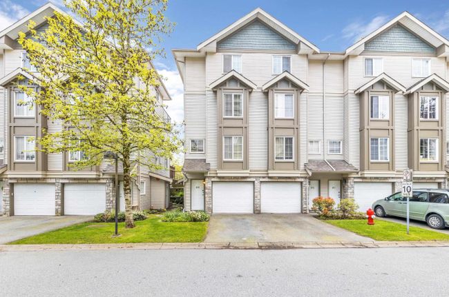 43 - 14855 100 Avenue, Townhouse with 3 bedrooms, 2 bathrooms and 2 parking in Surrey BC | Image 2