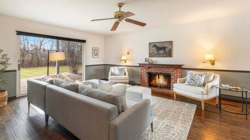 1445 W Heather Ln, River Hills, WI, 53217-2114 | Card Image