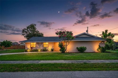 337 Colgan Ave Se, Port Charlotte, FL, 33952-9757 | Card Image