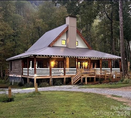 42 Rivercove Ln, Saluda, NC, 28773 | Card Image