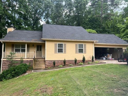 11 Ridgeview Dr Se, Silver Creek, GA, 30173-2327 | Card Image