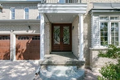 15 Vernet Cres, House other with 4 bedrooms, 5 bathrooms and 6 parking in Brampton ON | Image 2