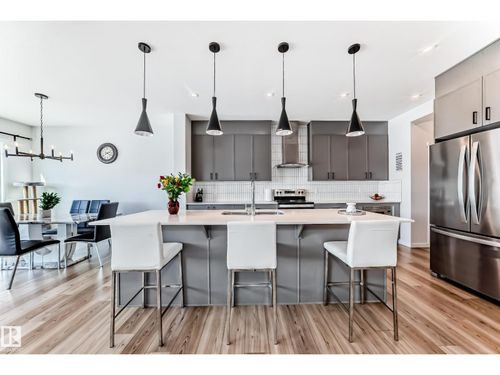 17608 49 St Nw, Edmonton, AB, T5Y4C6 | Card Image