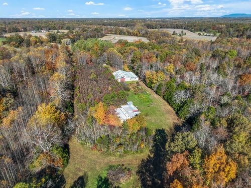 233 Taylor Lake Rd, Morrison, TN, 37357-5265 | Card Image