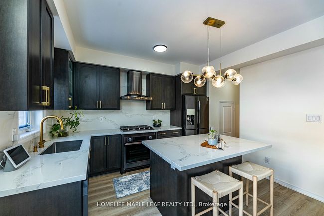 16 Mortlock St, House other with 4 bedrooms, 3 bathrooms and 2 parking in Ajax ON | Image 9