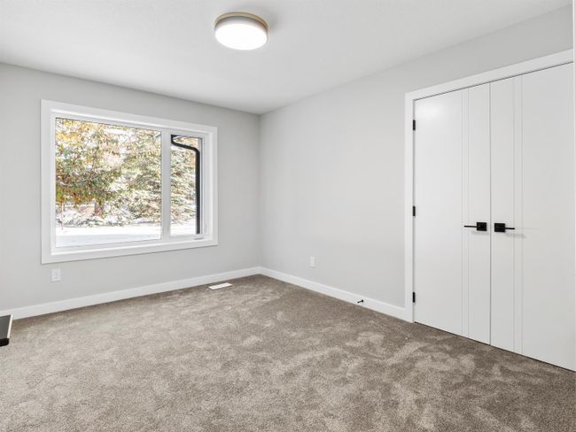 2731 Conrad Dr Nw, House detached with 5 bedrooms, 3 bathrooms and 2 parking in Calgary AB | Image 30