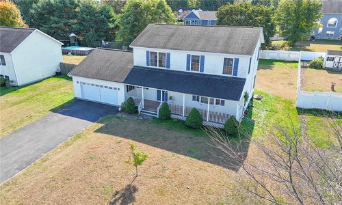 126 Canterbury Dr, Saugerties, NY, 12477-8705 | Card Image