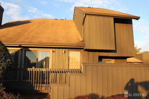 224 Westgate Dr, Edison, NJ, 08820-1165 | Card Image