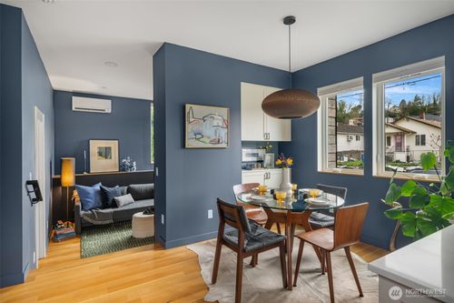 a-1808 19th Ave S, Seattle, WA, 98144-4404 | Card Image