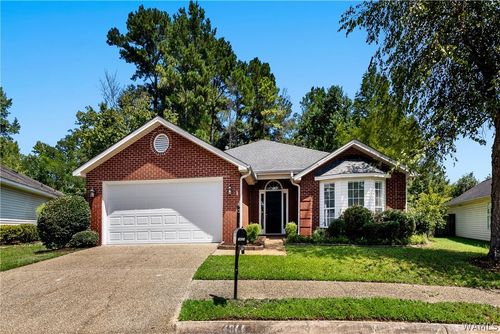 6366 Woodmere Dr, Tuscaloosa, AL, 35405-7802 | Card Image