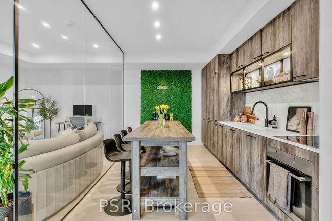 1025 - 505 Richmond St W, Condo with 1 bedrooms, 1 bathrooms and null parking in Toronto ON | Image 10