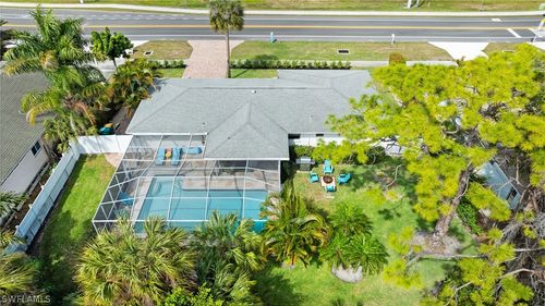 660 111th Ave N, Naples, FL, 34108-1826 | Card Image