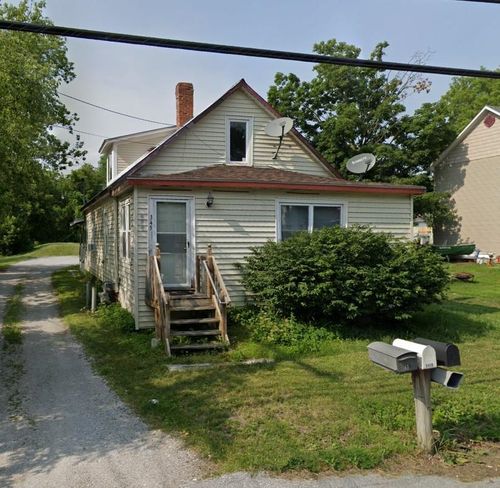 345 Lake Street, St. Albans Town, VT, 05478 | Card Image