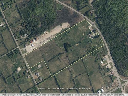 7122 Bank St, Metcalfe, ON, K0A2P0 | Card Image